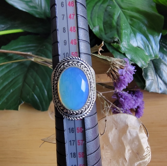 Vintage 925 Moonstone Ring. Size 6.5 - Picture 6 of 7